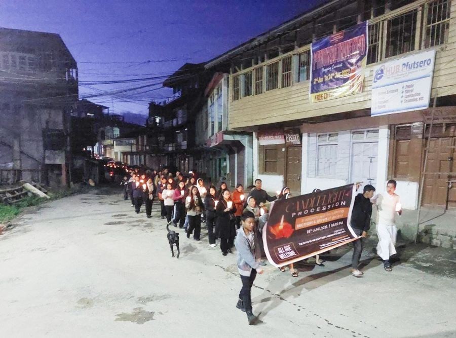 The Holy Family Parish Catholic Youth Association, Pfütsero along with the Catholic Community of Pfütsero Parish organised a Candlelight Procession from Traffic Point to Holy Family Church in solidarity with the suffering people in Manipur on Sunday evening.